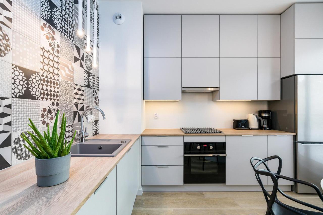 Apartments Poznan Fabryczna By Renters Экстерьер фото