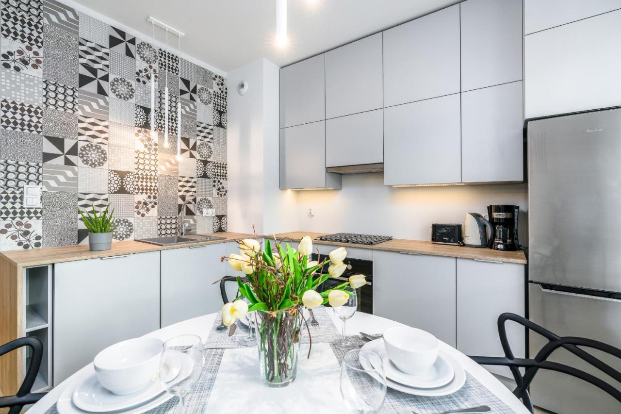 Apartments Poznan Fabryczna By Renters Экстерьер фото